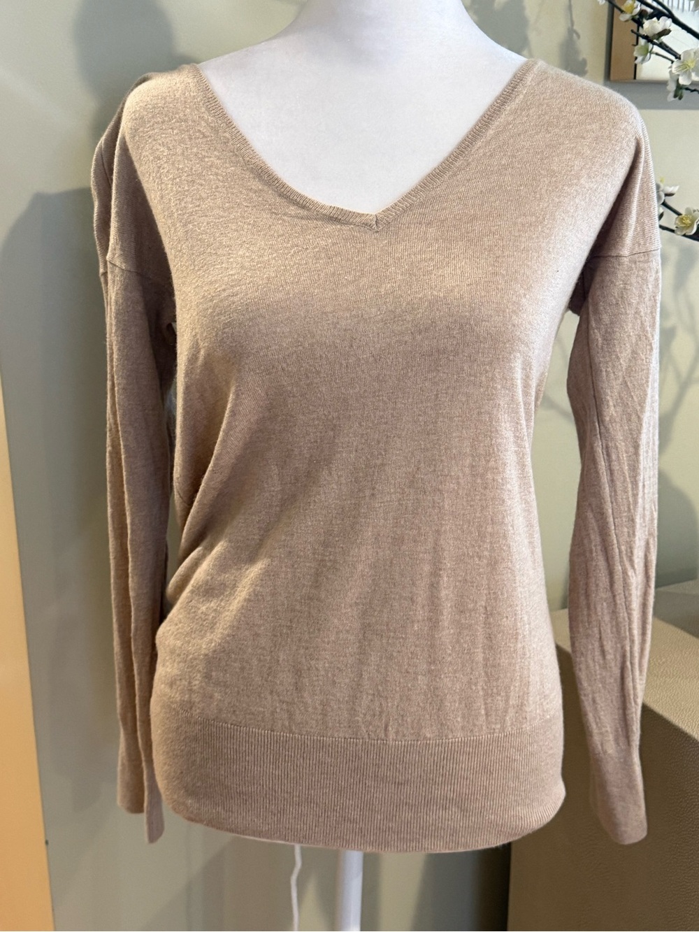 United Colors Of Benetton Women's V-Neck Lightweight Sweater - Beige/Tan size XS